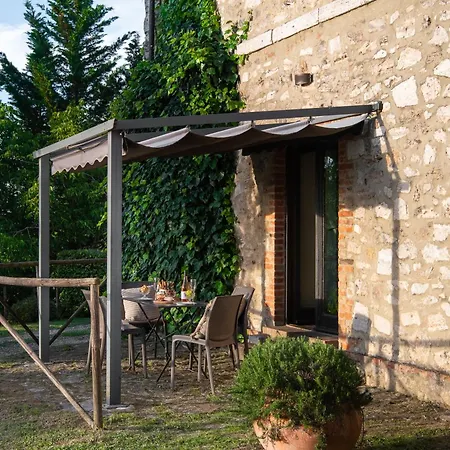 Podere Sant'alessandro Alloggio per agriturismo *